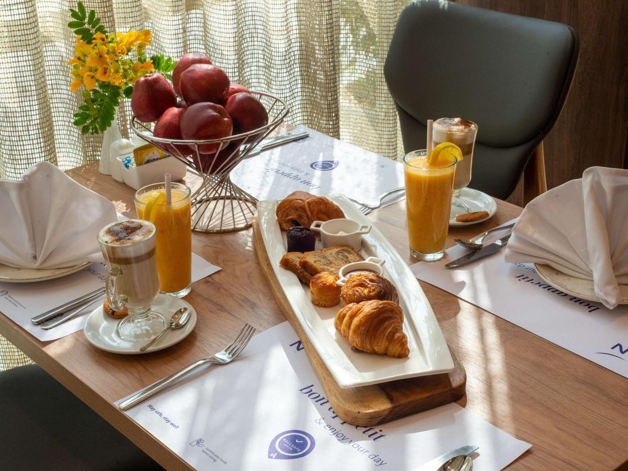 Novotel Cairo El Borg Экстерьер фото